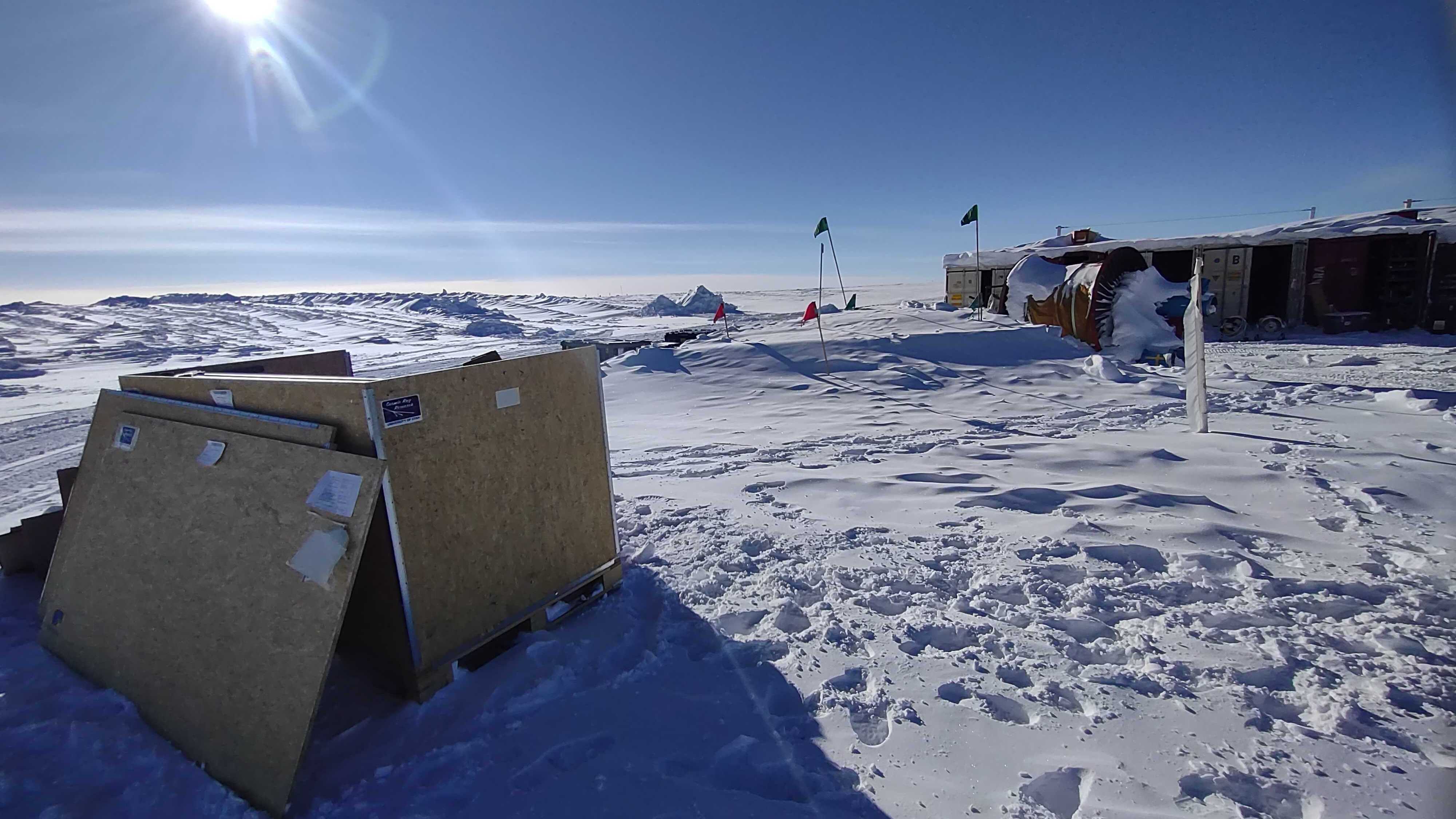 Solar panel field photo 2